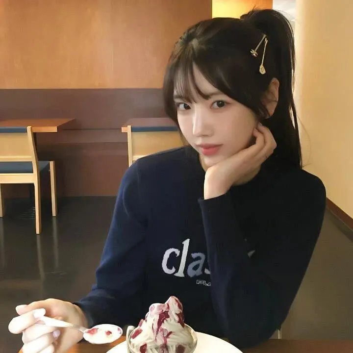 艳谍飘香